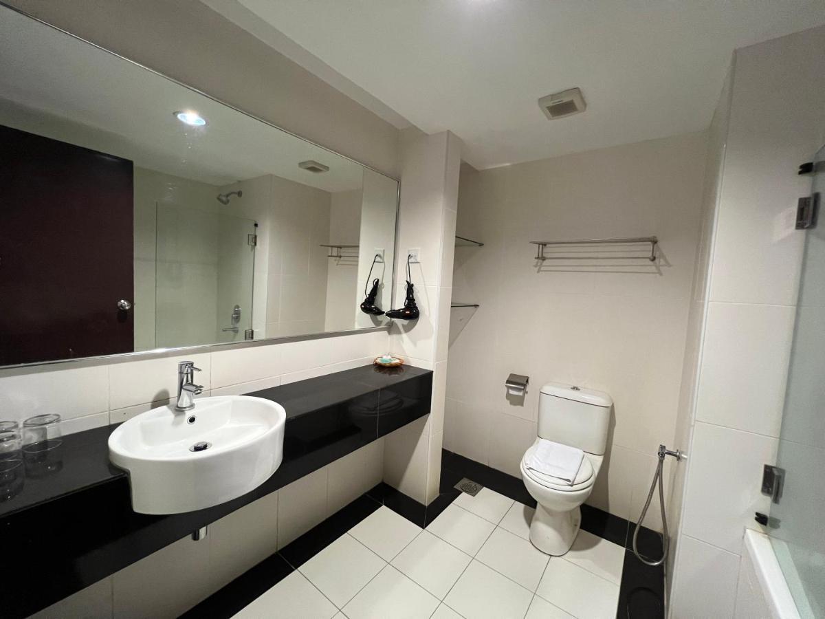 Hotel Yt Midtown Kuala Terengganu Esterno foto