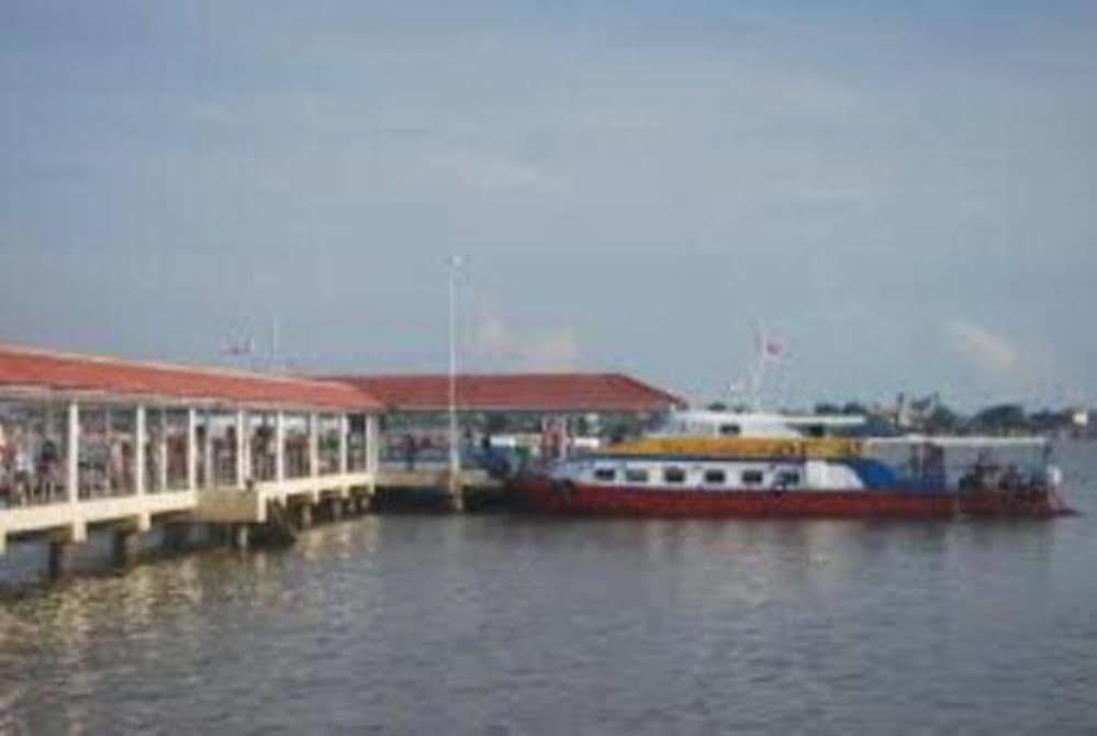 Hotel Yt Midtown Kuala Terengganu Esterno foto